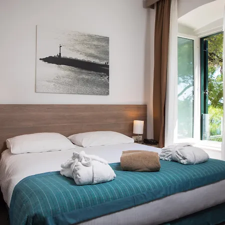 Hotel Mlini 4* 米利尼