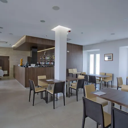 Hotel Mlini 米利尼