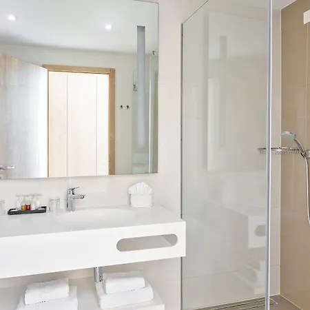 Hotel Mlini فندق