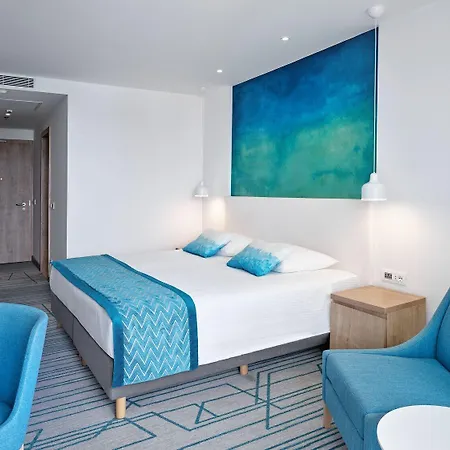 Hotel Mlini 4*