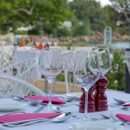 Hotel Hotel Mlini 4*