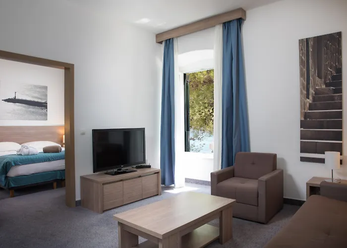 Hotel Mlini Hotel 4*