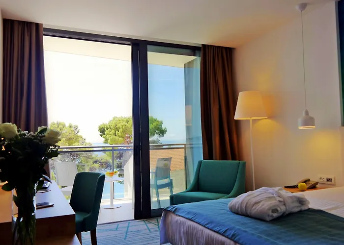 Hotel Mlini Hotel 4*